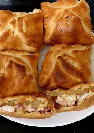 A picture of My Bacon, Chicken & Cheese Parcels 😘.
