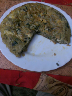 Una foto de Tortilla de calabacín, berenjena y mozzarella