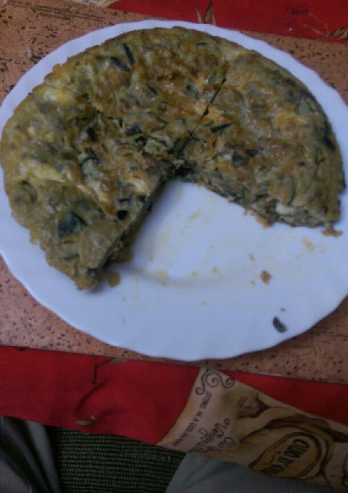 Una foto de Tortilla de calabacín, berenjena y mozzarella