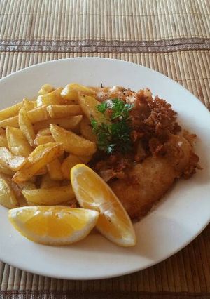 A picture of Beer battered fish & chips.