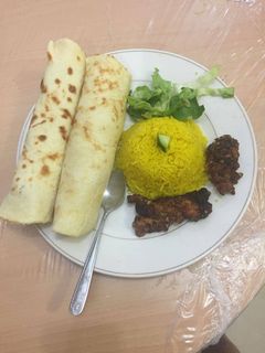 صورة لوصفة كرسبي مع الارز الاصفر