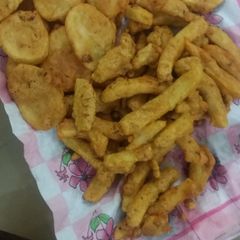 A picture of Crispy chips pakoras #cookpadramadan.