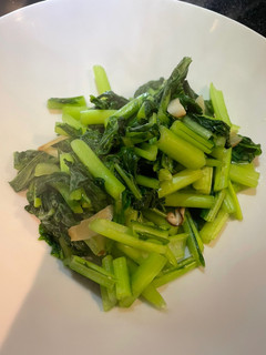 蒜炒小松菜 的食譜成品照片