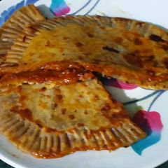 A picture of Pizza Paratha.