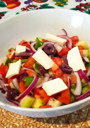 Una foto de Receta de ensalada griega tradicional