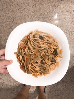Una foto de Wok de verduras con yakisoba