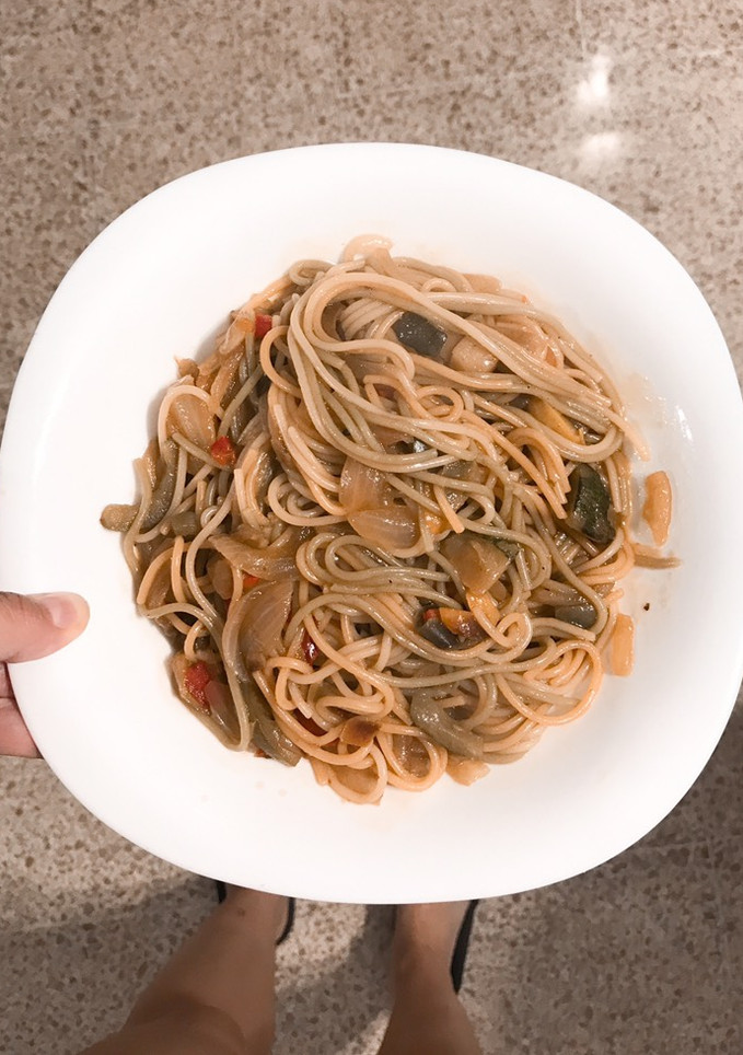 Una foto de Wok de verduras con yakisoba