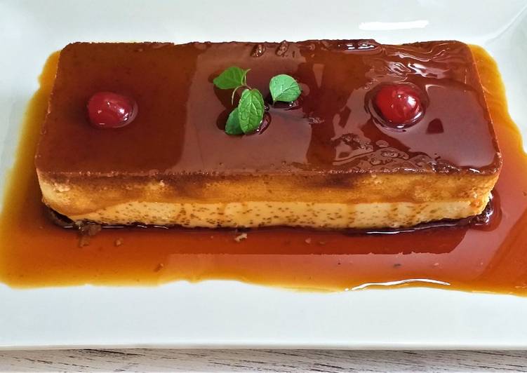 Flan de huevo y leche condensada