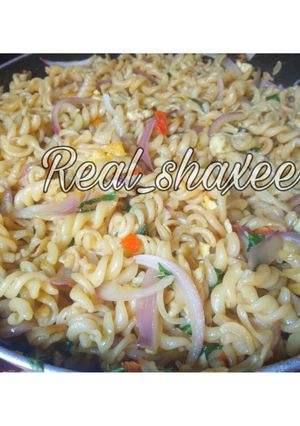 A picture of Soyayyar makaroni da kwai.