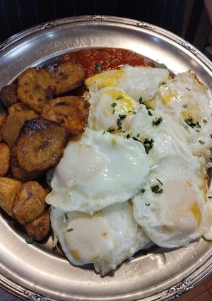 Una foto de Arroz a la cubana