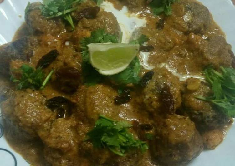 Raw jackfruit kofta with prawn