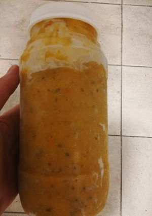 Una foto de Caldo de Verdura Casero para Freezar