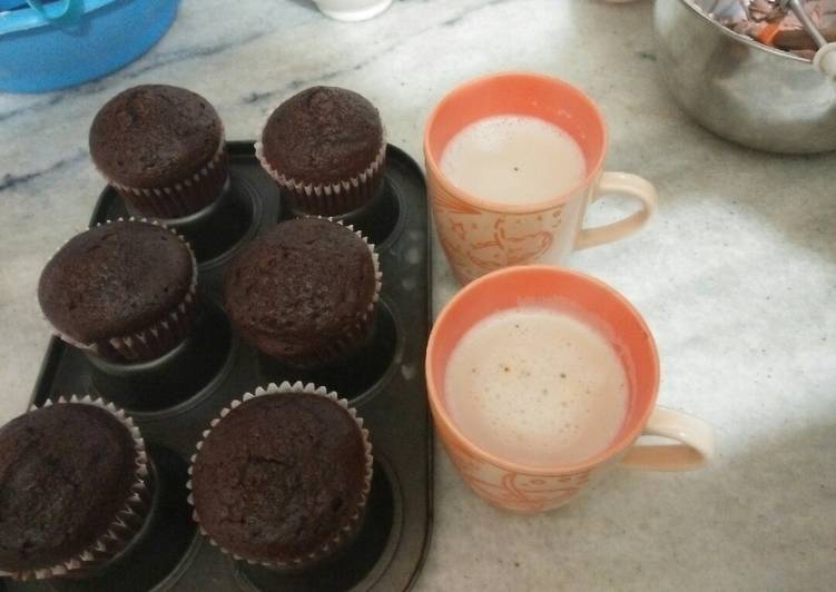 Easiest Way to Make Any-night-of-the-week Moist chocolate cupcakes