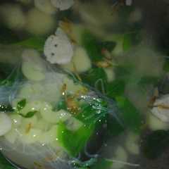A picture of Beneng katuk soun bakso makaroni simpel.