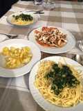 Tagliatellis con gambas y espinacas