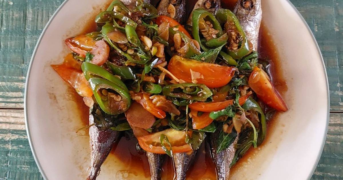 Resep Pindang Ikan Kembung Kecap oleh Endang Pratiwi - Cookpad