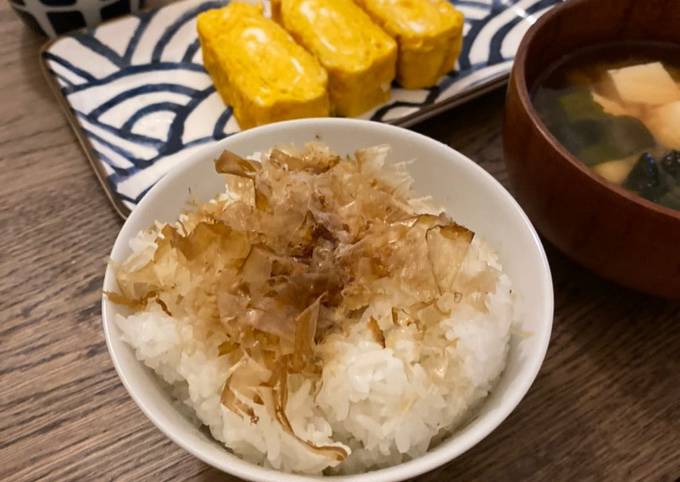 Japanese rice with bonito flakes and soy sauce - Nekomanma (literal ...