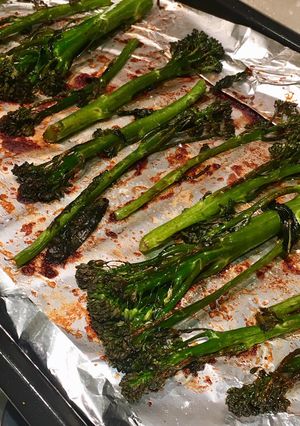 A picture of Crispy Roasted Broccolini.