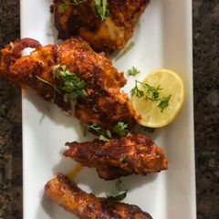 A picture of Tandoori Chicken In Pan.