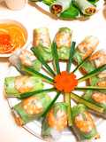 Nem cuốn tôm thịt