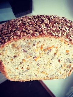 Karottenkörnerbrot Rezepthauptbild
