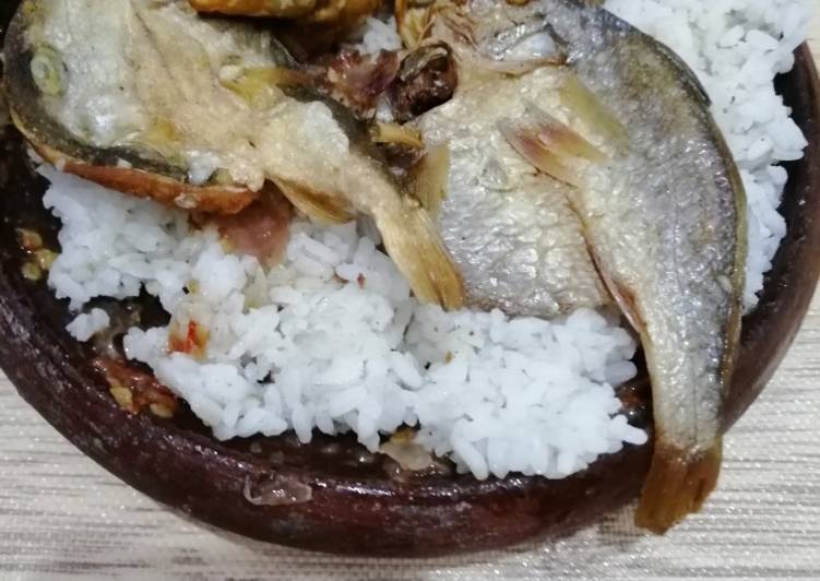 Resep Sambel Bawang Ikan Asin yang Bikin Ngiler