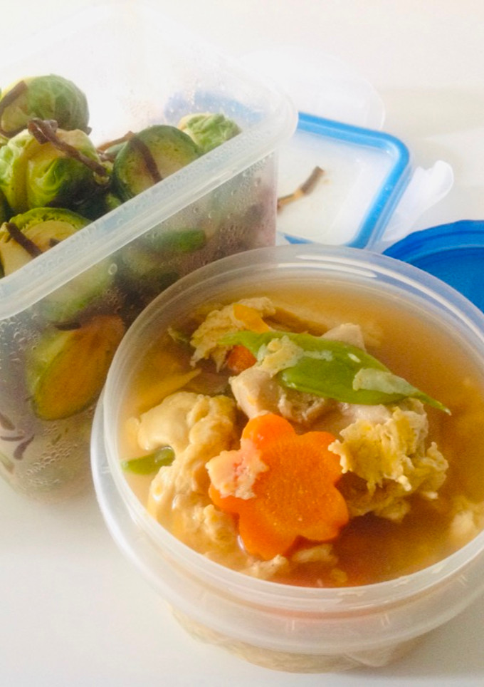 Una foto de Bruselas con algas konbu saladas(Un sabor que se puede comer para siempre)🇺🇾🇯🇵芽キャベツの塩昆布和え（無限芽キャベツ）