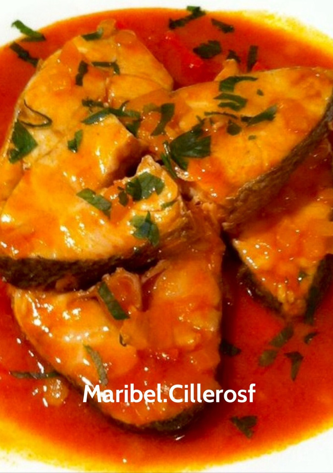 Una foto de Corvina en salsa