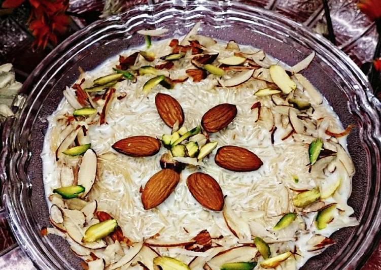 Step-by-Step Guide to Make Favorite Sevaiyan Ki Kheer