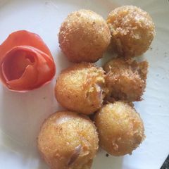 A picture of Potato cutlets.