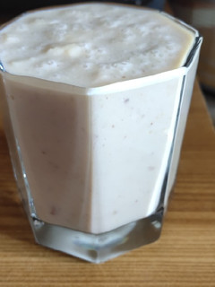 A picture of Apples and nut shake.