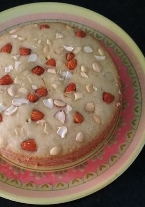 A picture of Vanilla cake with buttermilk in idli maker.