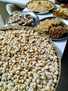 मखाना कुरकुरा भुना (Makhana kurkura bhuna recipe in Hindi) रेसिपी मुख्य फोटो