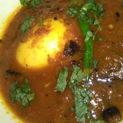 A picture of Egg curry.