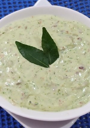 A picture of Walnut Green Mayo Dip.