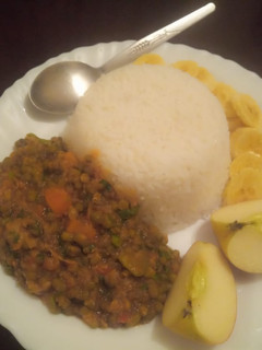 A picture of Ndengu served with rice.