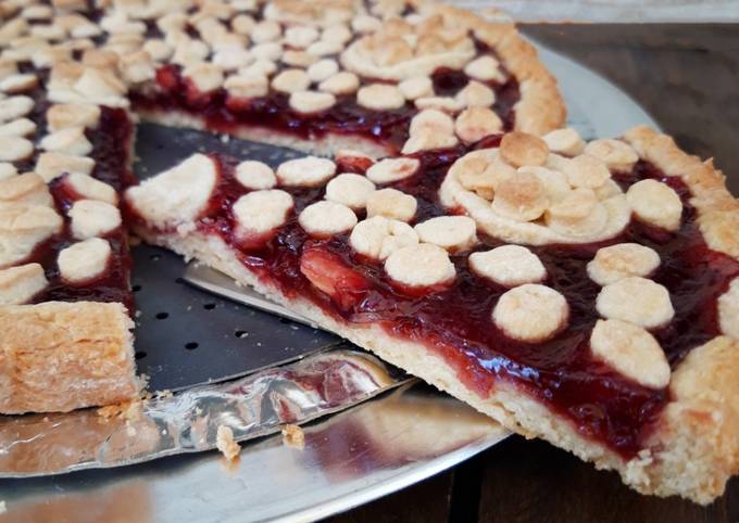 Crostata con frolla allo stracchino