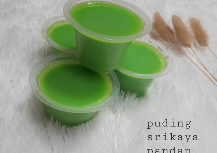 Puding srikaya pandan