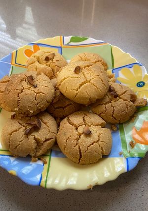 A picture of Nankhatai in oven.