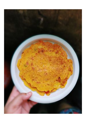 A picture of Veg omelette or Besan cheela.