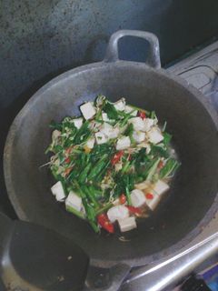 Foto resep 74. Cah sawi tahu kecambah