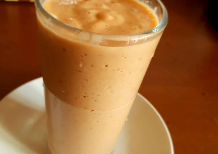 Recipe of Perfect Mango and strawberry smoothie