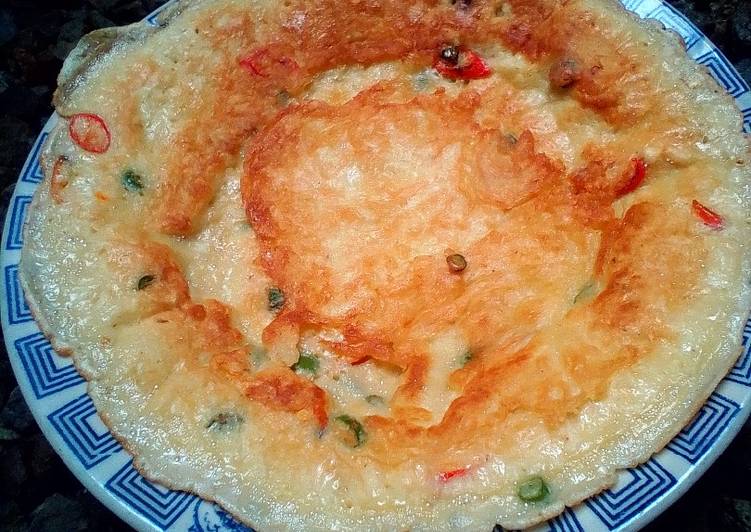 Dadar telur musim hujan.