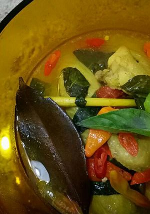 Foto resep Ayam Woku Kuah Pedasku