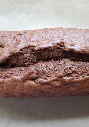 A picture of Red wine cake loaf.