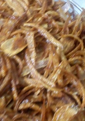 A picture of Golden Fry Onions.
