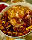 Курка запечена з грибами та молодою картоплею🍗🥔🍄‍🟫