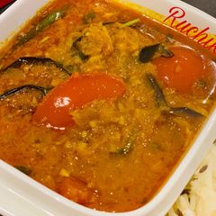 A picture of Eggplant curry.