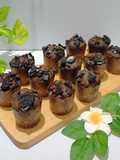 Chocolate Muffin with Oreo (no mixer)