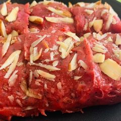 A picture of Dargon Fruit Barfi.